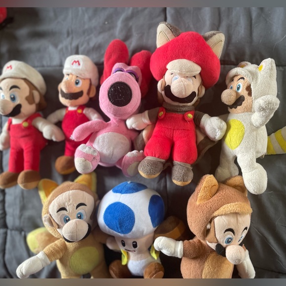 Lot of 8 super Mario Bros plush good condition rare Mario’s and Birdo 6”. - 8” - Picture 3 of 3